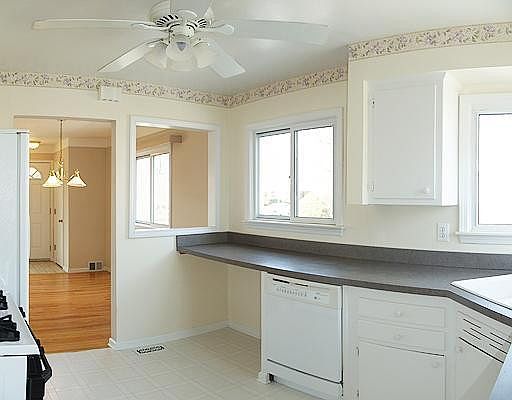 5th image of 31750 Marblehead St