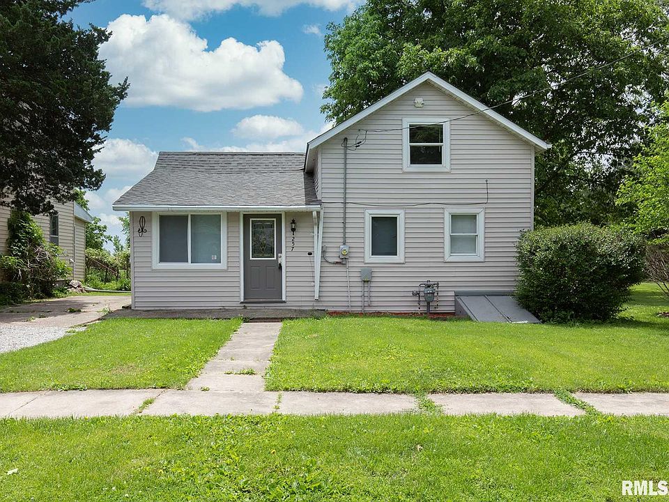 1st image of 257 W 2nd Ave