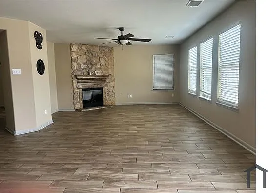 20606 Hillsdale Park Dr — Photo 2