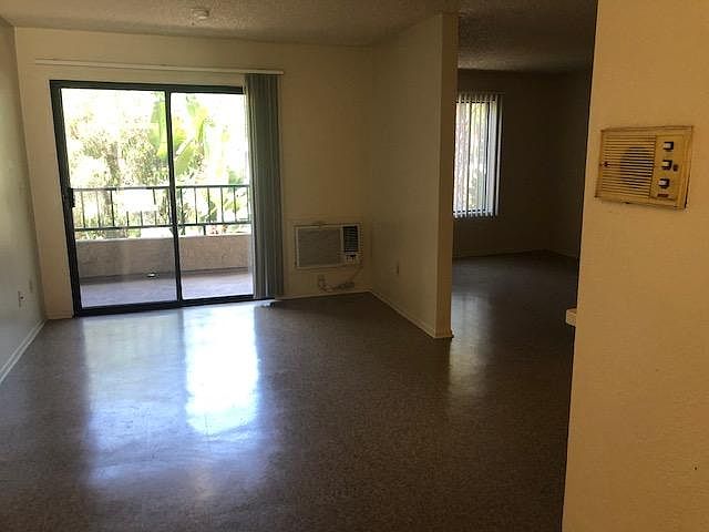 1st image of 2052 N Bush St APT 106