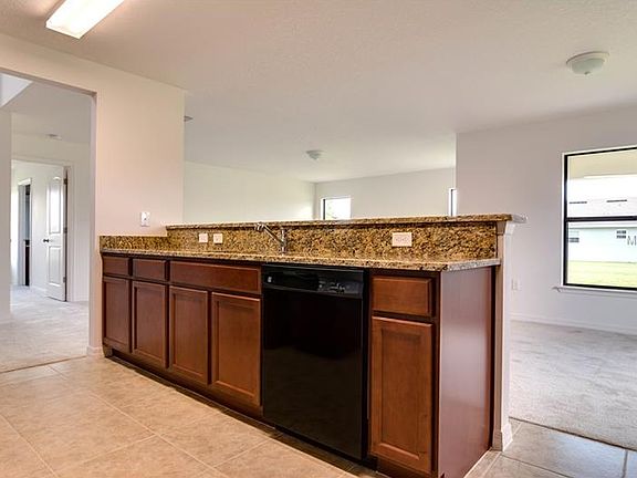 5th image of 552 Tortola Ave