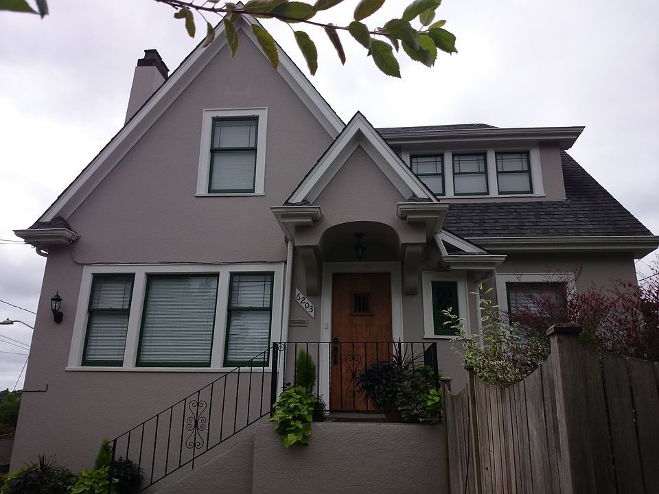 2nd image of 6203 29th Ave NE