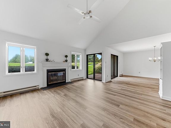 3rd image of 301 Devon Ln #301
