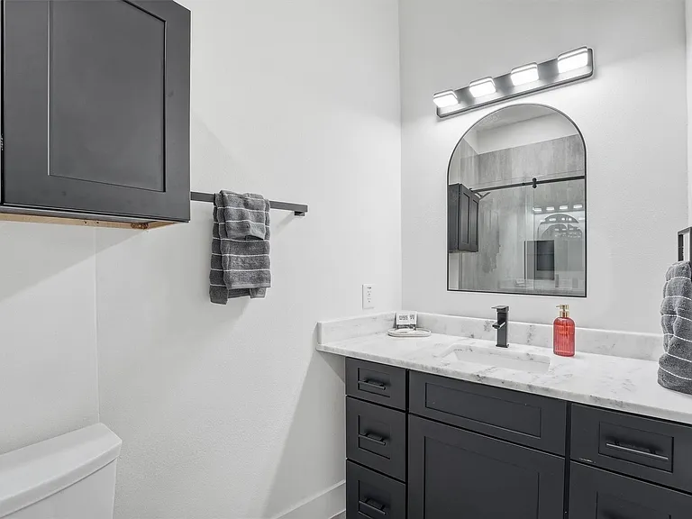 4206 Fox St — Photo 21