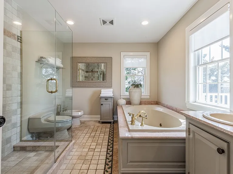 18 Cedar Dr — Photo 11