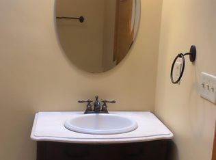 3941 Villa Dr, Columbus, IN 47203