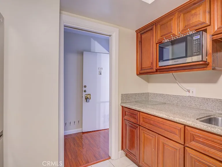 1610 S Pomona Ave #C15 — Photo 31
