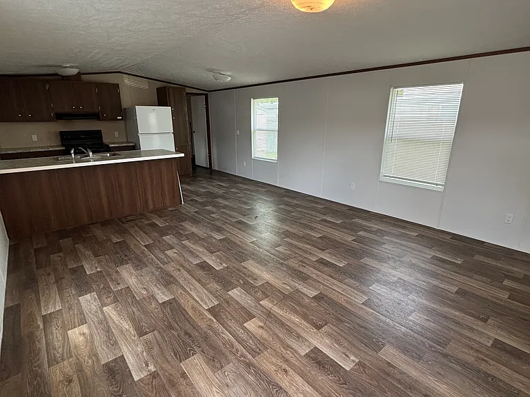 3951 S Mentor Ave #38 — Photo 16