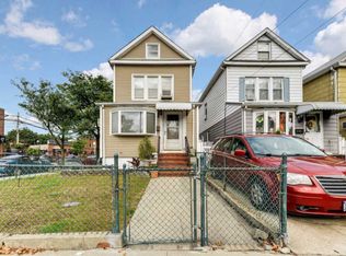 8801 Aubrey Ave, Ridgewood, NY 11385