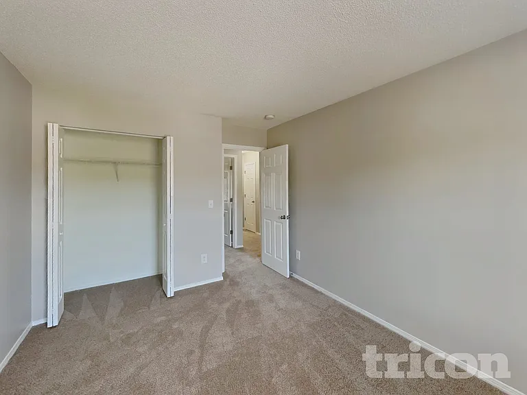 1025 Gelfield Rd — Photo 12