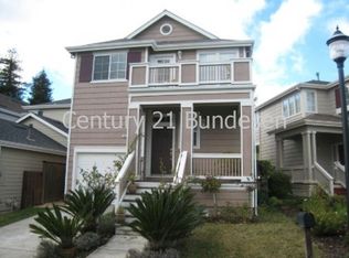 240 McNear Cir, Petaluma, CA 94952