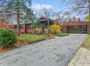 1926 Ridge Rd, Munster, IN 46321