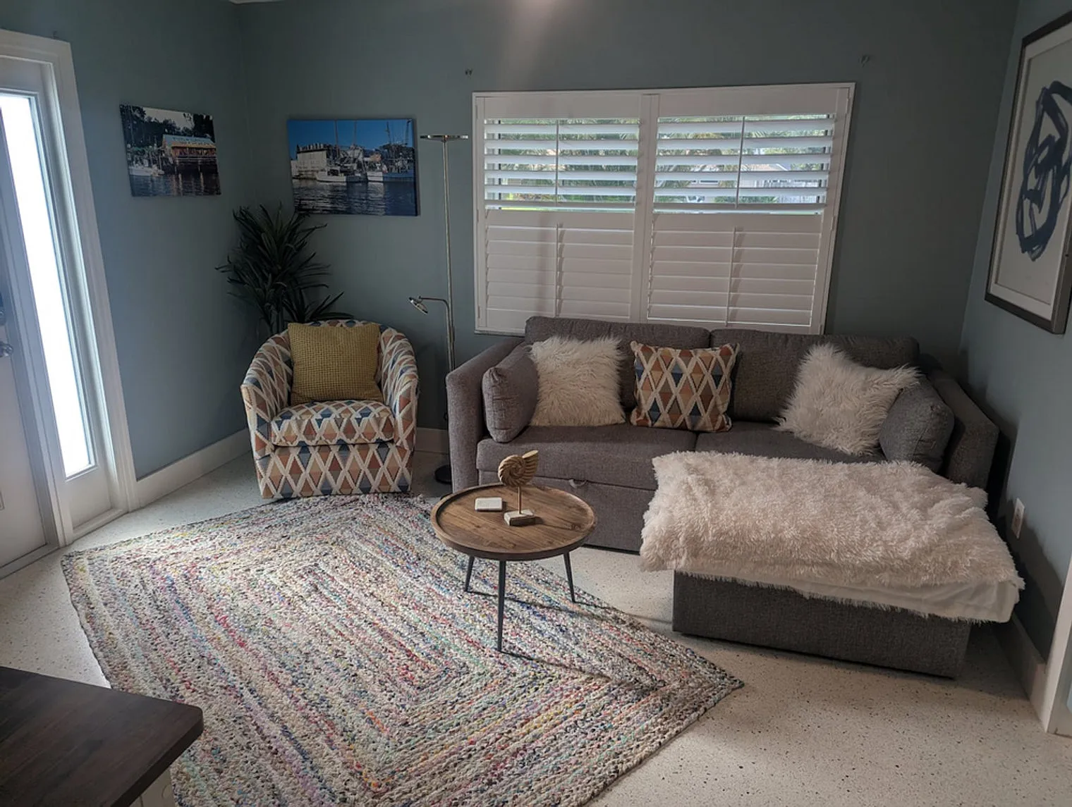 1 bed, 1.0 bath, 419 sqft, $2,370 — Photo 1