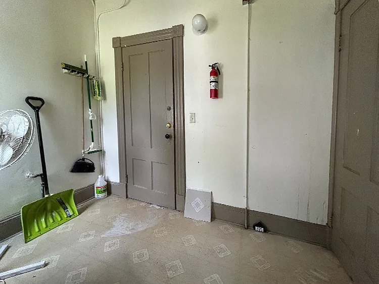 54 Lawnwood Ave #1 — Photo 14