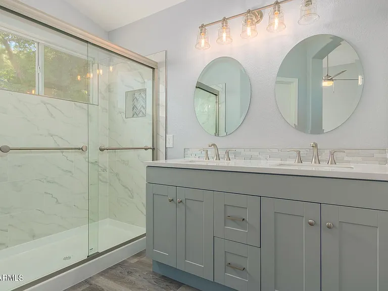 109 W Helena Dr — Photo 22
