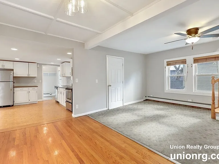 285 Park St #2 — Photo 3
