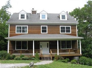 15 Deer Hollow Rd, Cold Spring, NY 10516