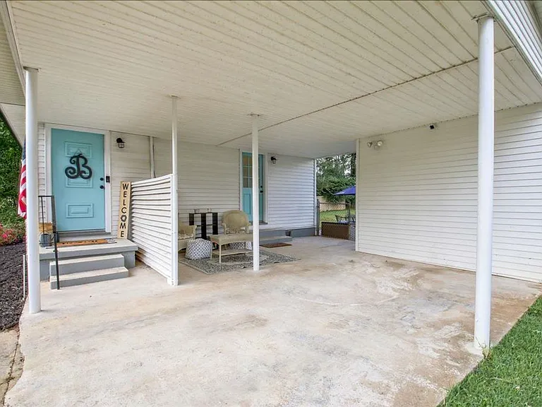 22 Willow Dr — Photo 4