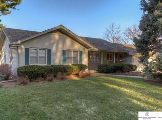 934 Palamino Rd, Omaha, NE 68154