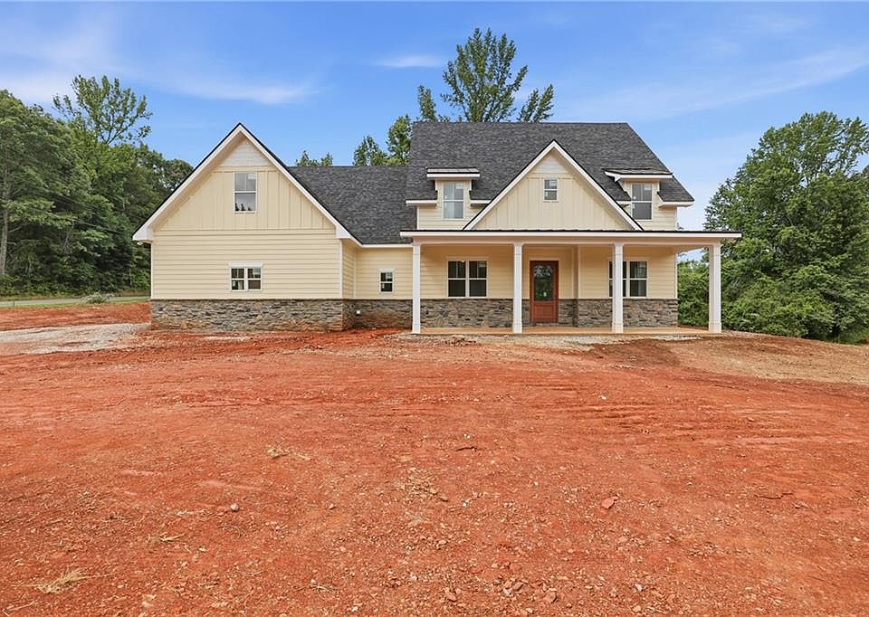 1st image of 109 Grove Park Dr