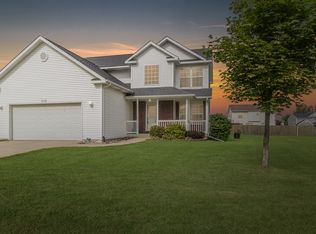 1845 Merganser Dr, Holt, MI 48842