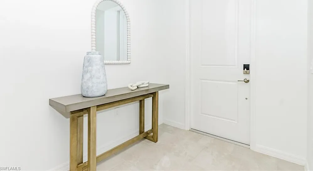 3 bed, 2.0 bath, 1741 sqft, $7,295 — Photo 2