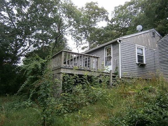 2nd image of 14 Evergreen Dr