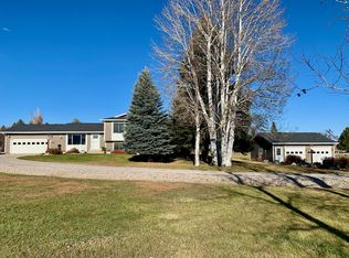 8 Taxi Dr, Sheridan, WY 82801