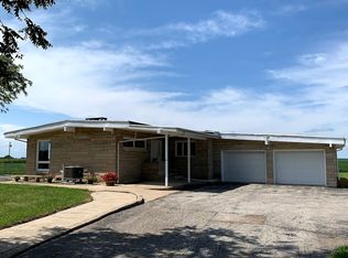 8085 N Royal Center Pike, Royal Center, IN 46978