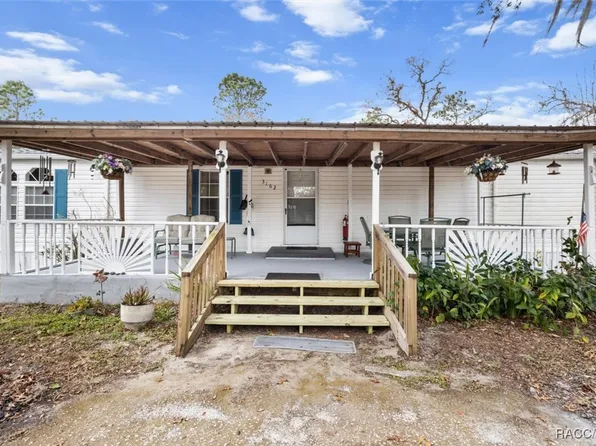 3162 N Amphibian Point, Crystal River, FL 34428