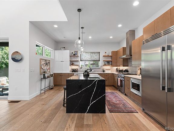 5th image of 4684 E Dartmouth Avenue
