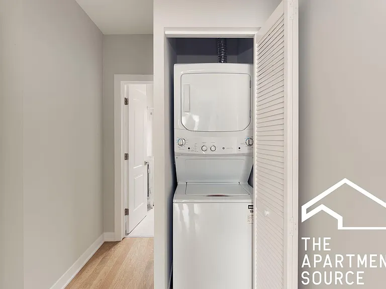 4841 N Wolcott Ave #3 — Photo 6