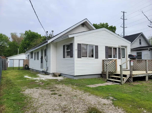 1410 Porter St, Ottawa, IL 61350