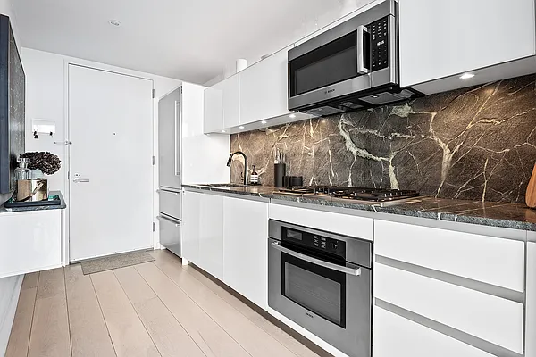 Rented by Compass | media 16