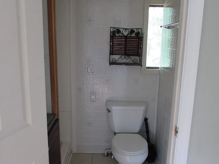 208 Railroad St #3 — Photo 7