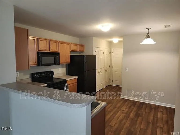 2630 Vega Ct — Photo 7