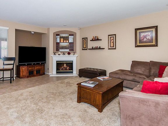 GREAT ROOM WITH FRPLC