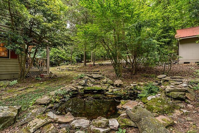 32nd image of 61 River Bend Ct