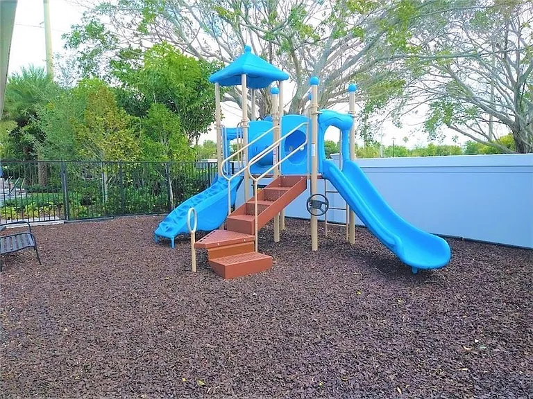 1851 Sandpiper Pointe Pl #1851 — Photo 11