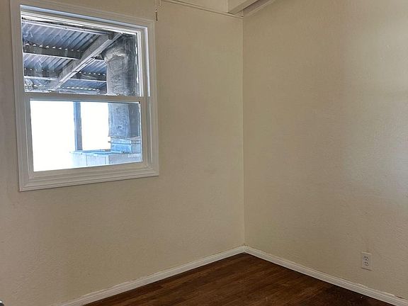 5th image of 321 N Warner St