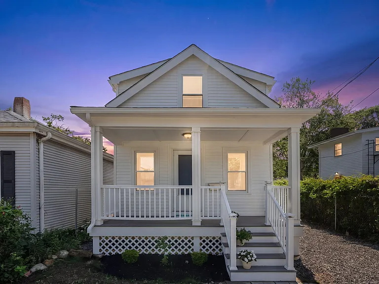 42 Riverside Ave — Photo 1