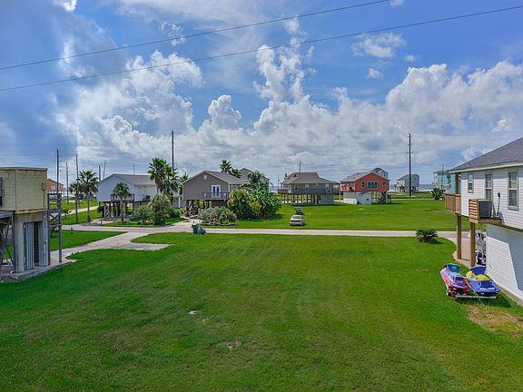4th image of 22803 Camino St