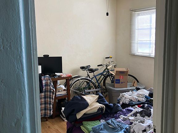 5th image of 1000 Marquette Ave NE
