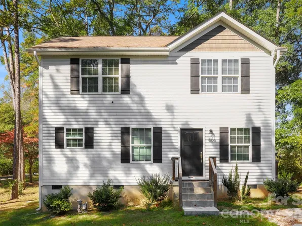 606 W Border St, Dallas, NC 28034