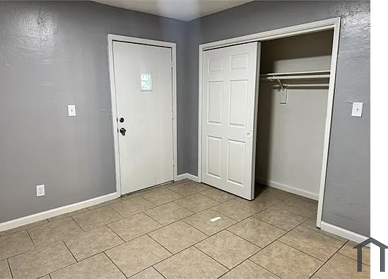 115 W Hill Dr #11 — Photo 20
