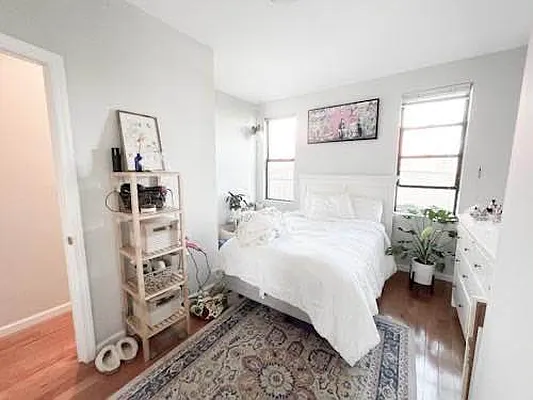 Rented by Ulas Real Estates Inc | media 27