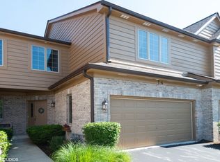 74 Santa Fe Ct, Willow Springs, IL 60480