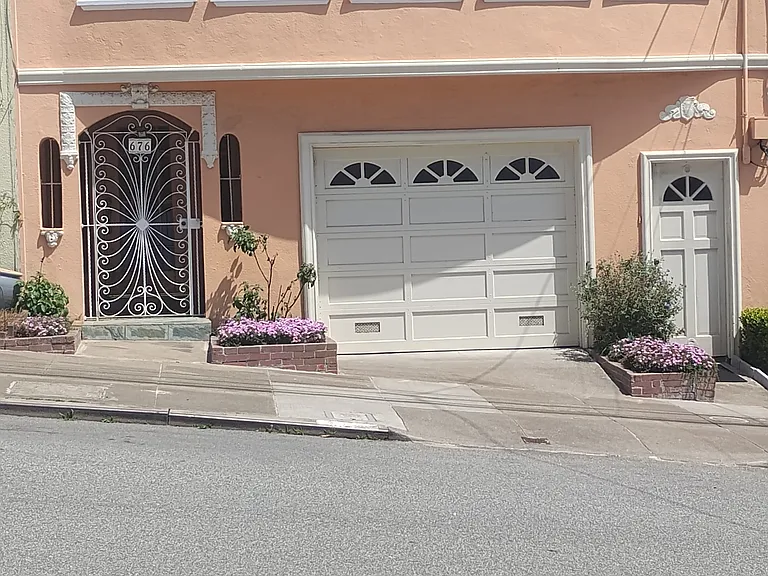 676 44th Ave — Photo 1