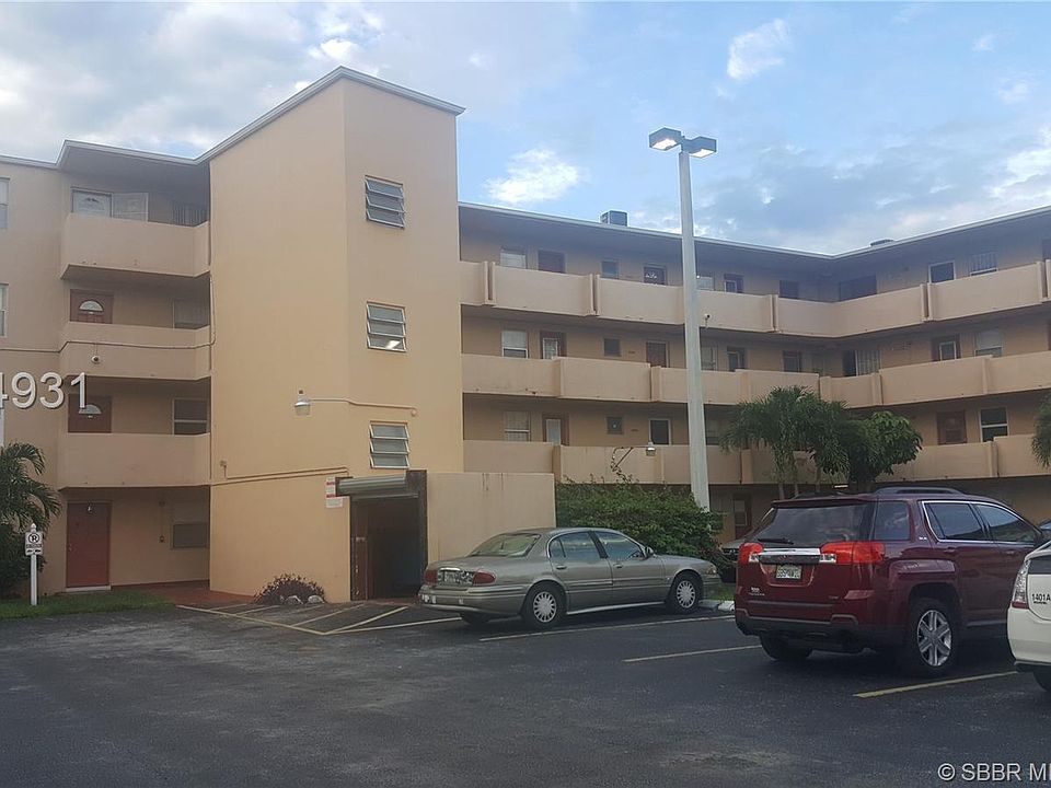 1st image of 1501 NE 191st St APT C206