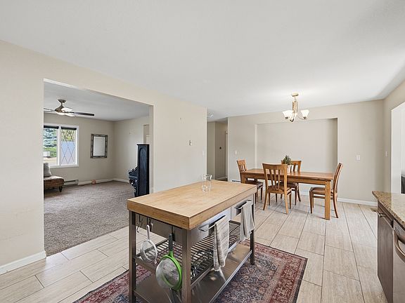 5th image of 1040 S Fulton St